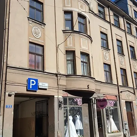 Central Avotu *